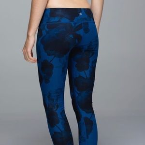 Lululemon Jumbo Inky Floral Wunder Under Leggings